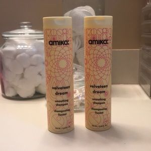 Amika Velveteen Dream Shampoo (2)